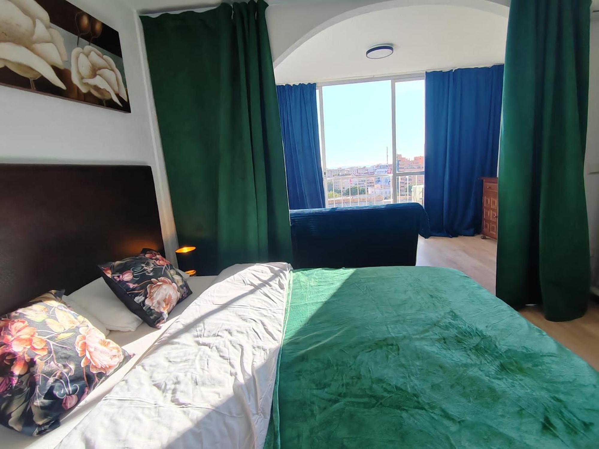 Apartment-Studio With View M&M Benidorm Buitenkant foto